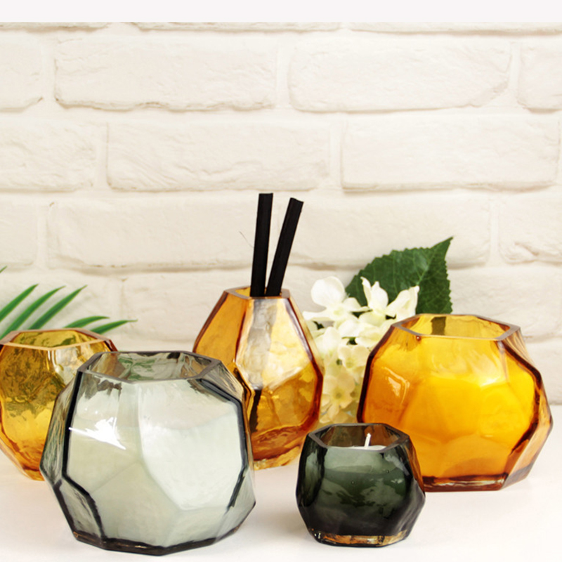Wholesale private label customized luxury Irregular shaped glass scented candle with different sizes and colors